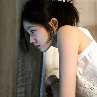 残宵留得梦依稀